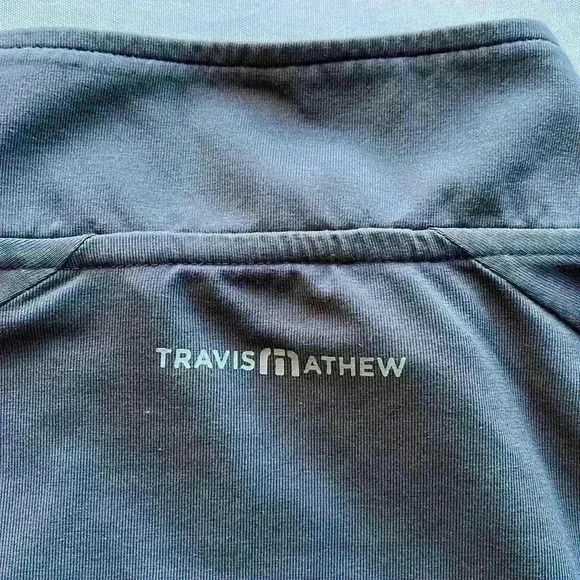 Travis Mathew Sweater Mens M Gray 1/4 Zip Pullover Long Sleeve Golf Pockets - Picture 8 of 12